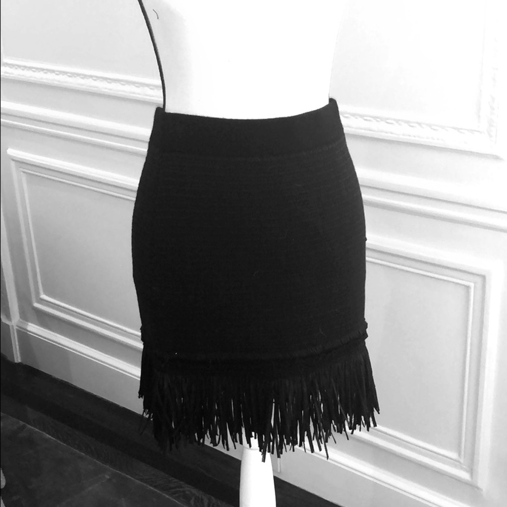 CLUB MONACO fantastic FRINGE stretch skirt